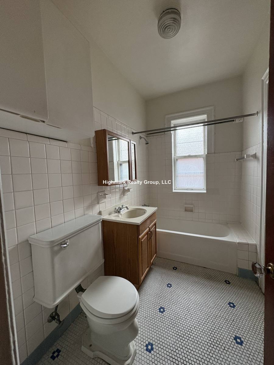 Apartment for rent at 943 Judson #4S, Evanston, IL 60202