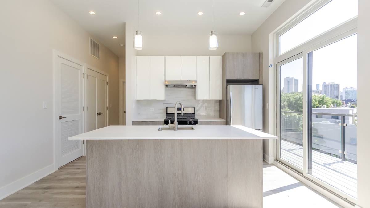 Apartment for rent at 662 N Sangamon #202, Chicago, IL 60642