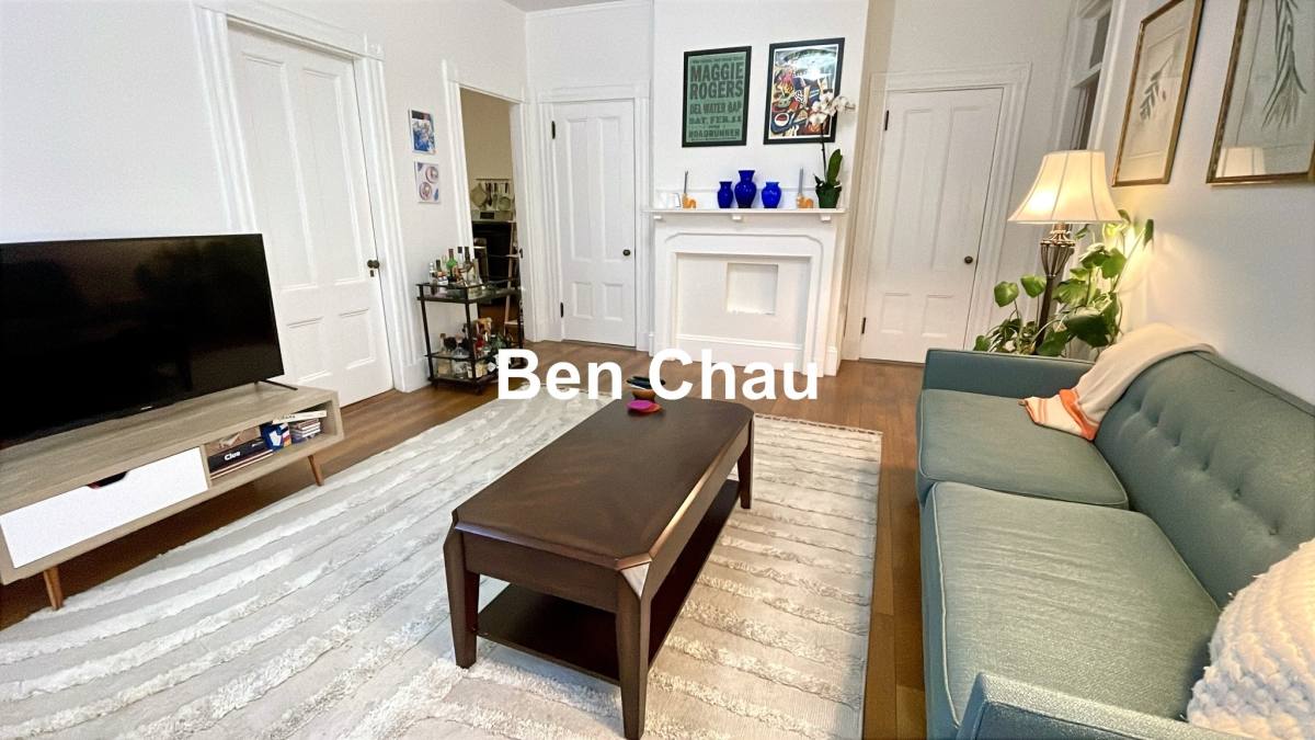 Apartment for rent at 19 Trowbridge St #3B, Cambridge, MA 02138