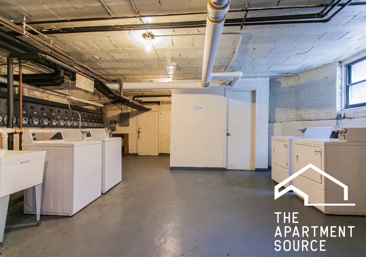 Apartment for rent at 7726 N Marshfield Ave #3A, Chicago, IL 60626