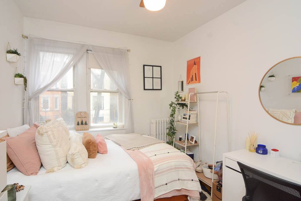 Apartment for rent at 1927 Crystal #AW9, Chicago, IL 60622
