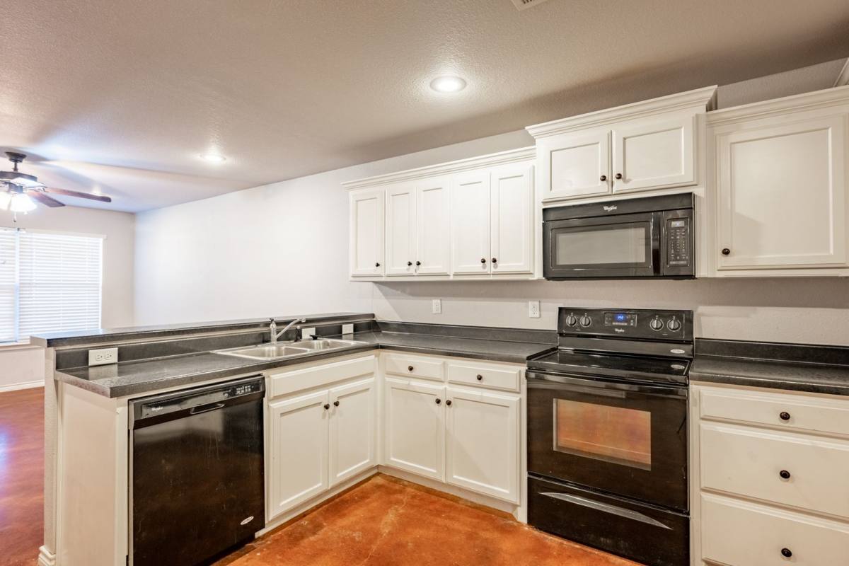 House for rent at 2 Windy Meadow Lane, Canyon, TX 79015