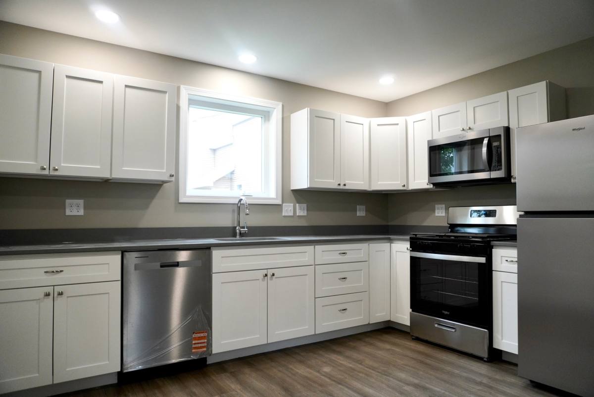 Apartment for rent at 375 Lincoln St #2, Bangor, ME 04401