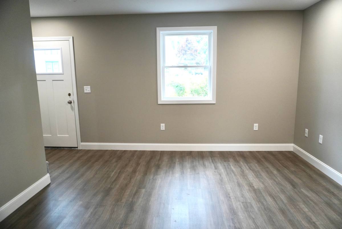 Apartment for rent at 375 Lincoln St #2, Bangor, ME 04401