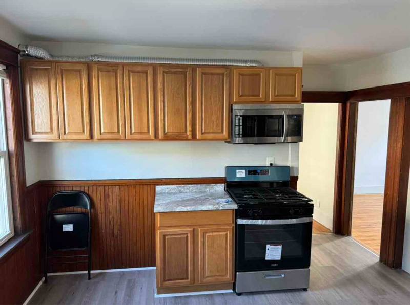 Apartment for rent at 637 Grafton St #3, Worcester, MA 01604