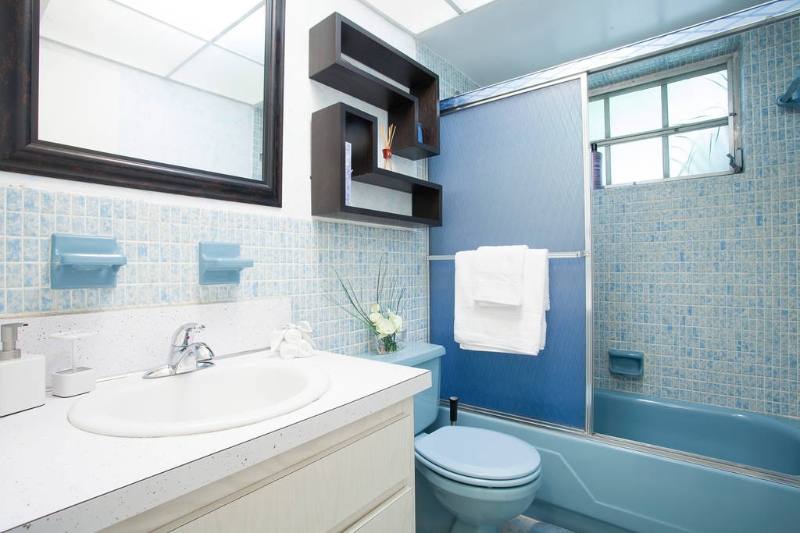Apartment for rent at 201 Galen Dr, Key Biscayne, FL 33149