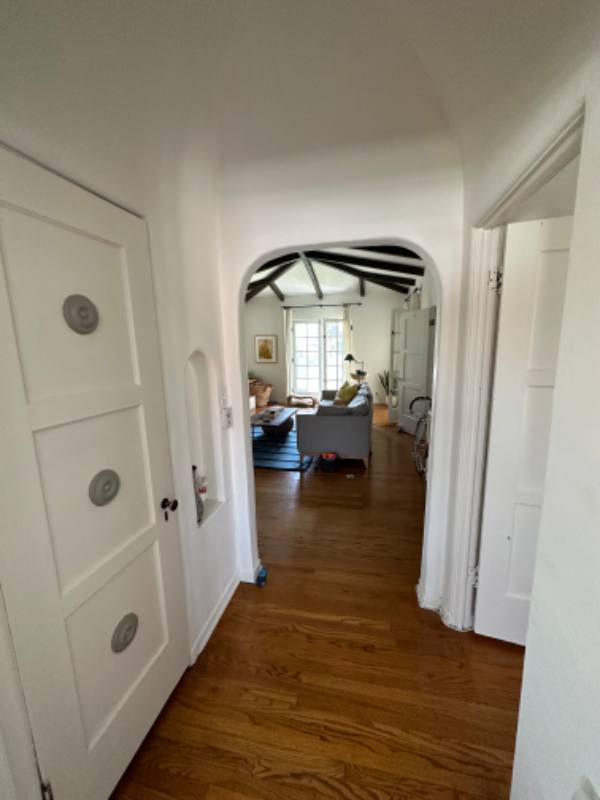 Apartment for rent at 622 N Plymouth Blvd #9, Los Angeles, CA 90004
