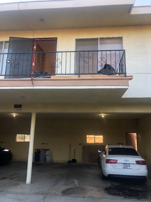 Apartment for rent at 504 W Hillsdale St, Inglewood, CA 90302