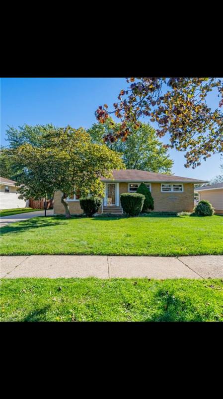House for rent at 3791 Higley Rd, Rocky River, OH 44116