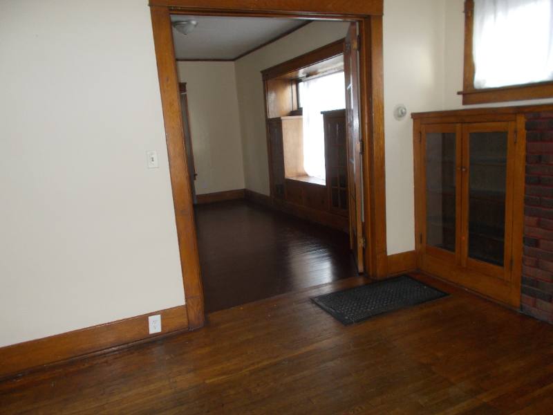 House for rent at 8 Prospect Ave NW, Warren, OH 44483
