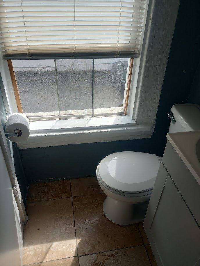 Apartment for rent at 72 S Ohio Ave #4, Columbus, OH 43205