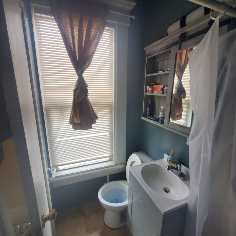 Apartment for rent at 72 S Ohio Ave #4, Columbus, OH 43205