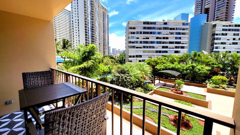 Apartment for rent at 411 Hobron Lane #605, Honolulu, HI 96815