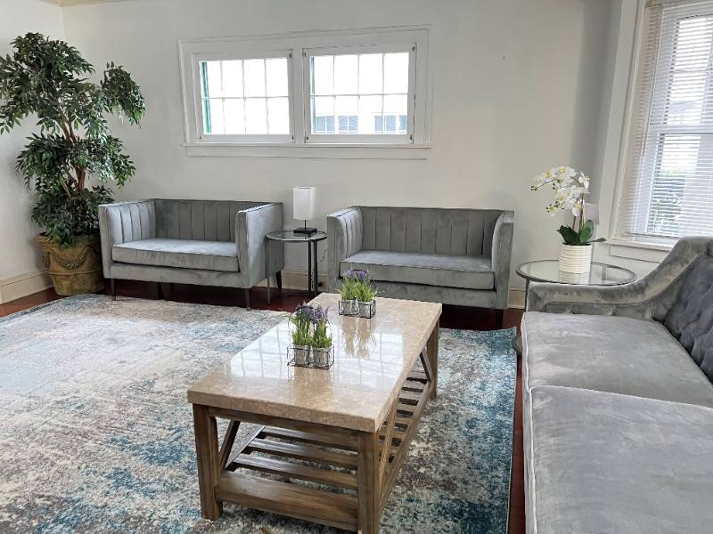 Apartment for rent at 2300 S Overlook Rd #NORTH 3, Cleveland, OH 44106