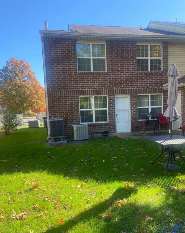 House for rent at 9 Clinton Court, New Castle, DE 19720
