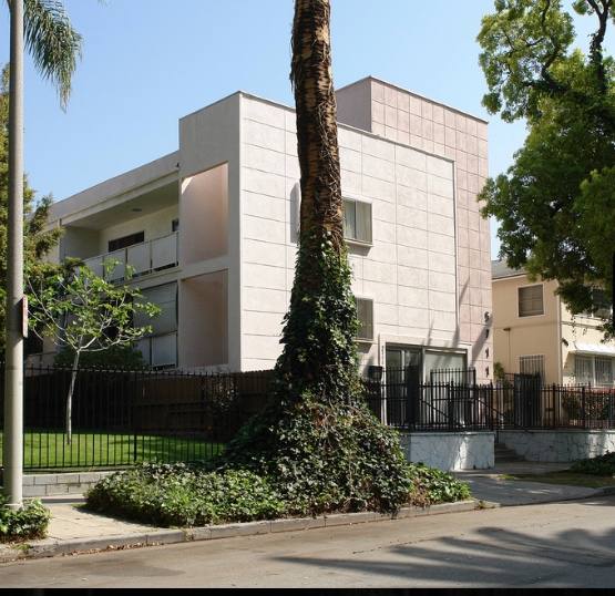 House for rent at 5711 Carlton Way #7, Los Angeles, CA 90028