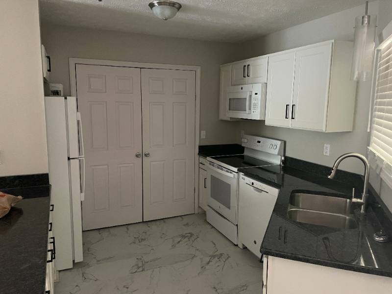 Condo for rent at 6720 Willowbrook Dr #5, Fayetteville, NC 28314
