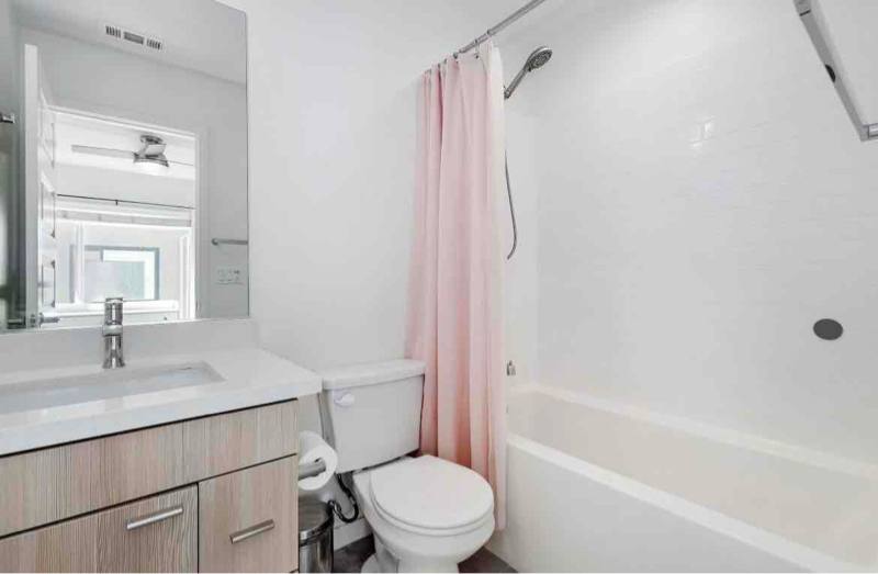 Townhouse for rent at 2884 N Glassell St, Orange, CA 92865