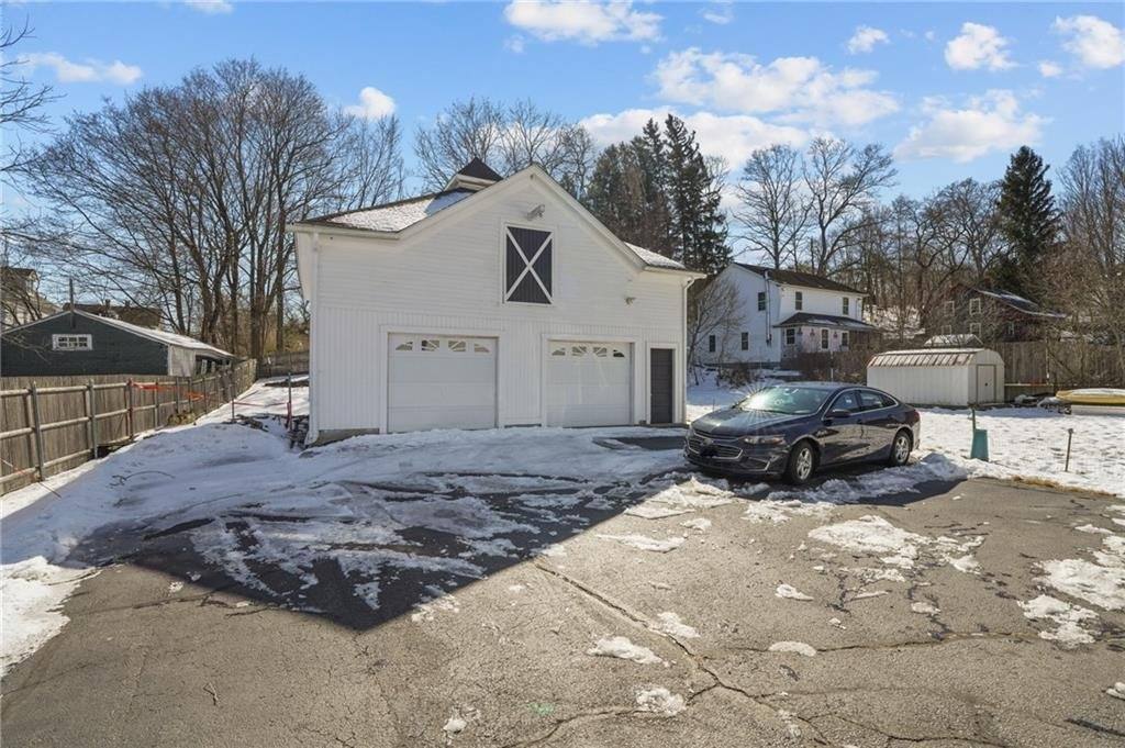 Apartment for rent at 14 Lincoln Ave #GARAGE, Coventry, RI 02816