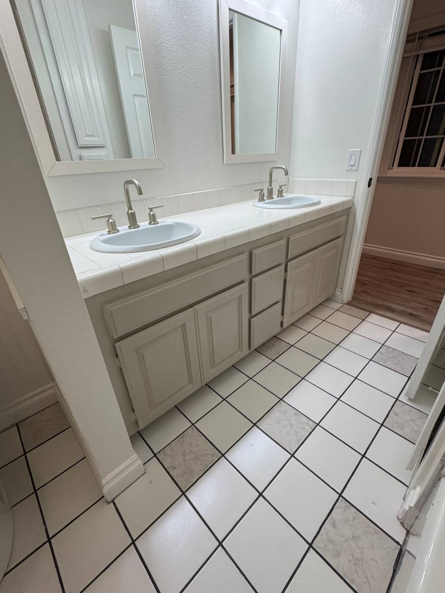 Condo for rent at 2620 Elden Ave #B5, Costa Mesa, CA 92627