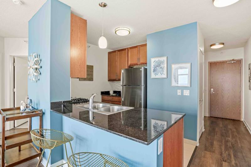 Apartment for rent at 550 W Kinzie St, Chicago, IL 60661