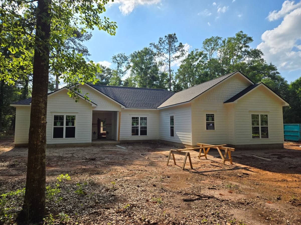House for rent at 3060 Palmyra Rd, Leesburg, GA 31763