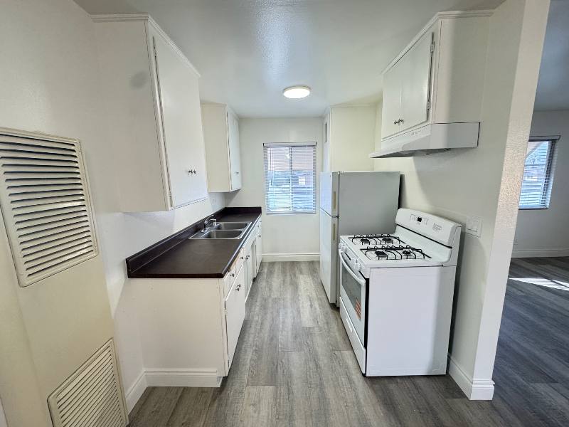 Apartment for rent at 1133 E Alosta Ave #12, Azusa, CA 91702
