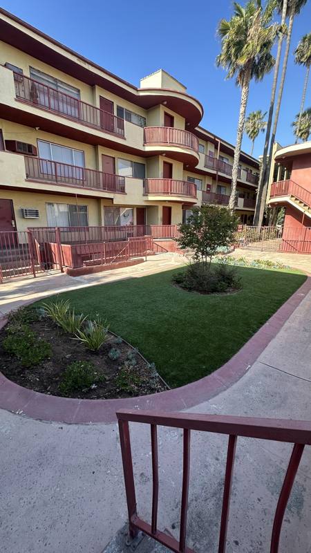 Apartment for rent at 6833 Sepulveda Blvd, Van Nuys, CA 91405