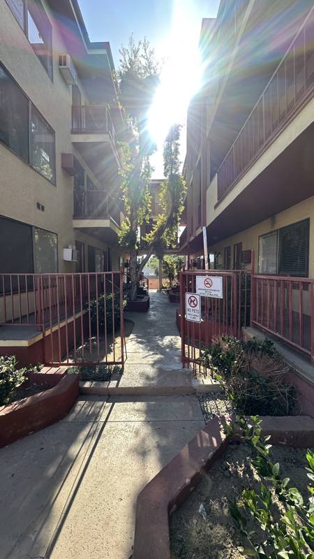Apartment for rent at 6833 Sepulveda Blvd, Van Nuys, CA 91405