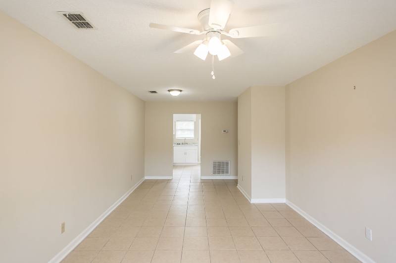 Apartment for rent at 1955 Elaine Ave, Waycross, GA 31503