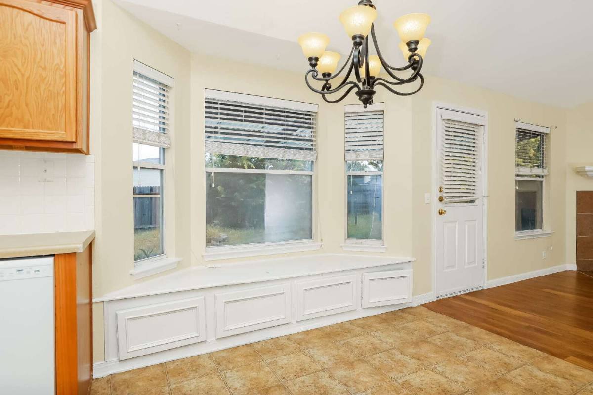 House for rent at 1561 Kenneys Way, Round Rock, TX 78665