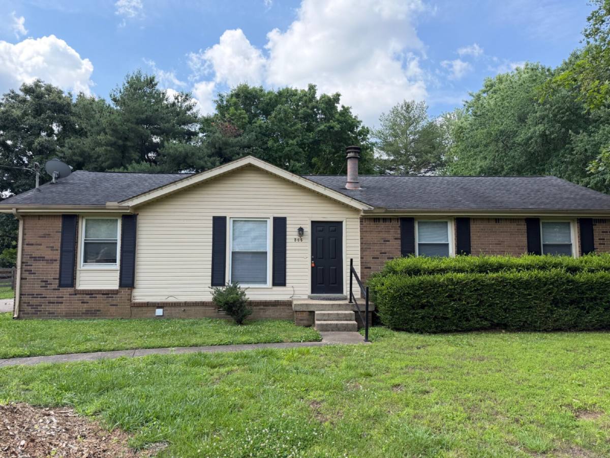 House for rent at 365 Welchwood Dr, Clarksville, TN 37042