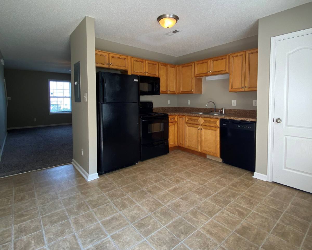 Townhouse for rent at 541B Patriot Park Court, Clarksville, TN 37042