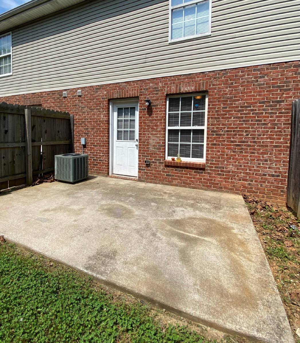 Townhouse for rent at 541B Patriot Park Court, Clarksville, TN 37042