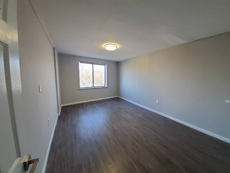 Apartment for rent at 306 Main St #8C, West Orange, NJ 07052