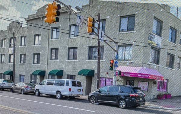 Apartment for rent at 306 Main St #8C, West Orange, NJ 07052