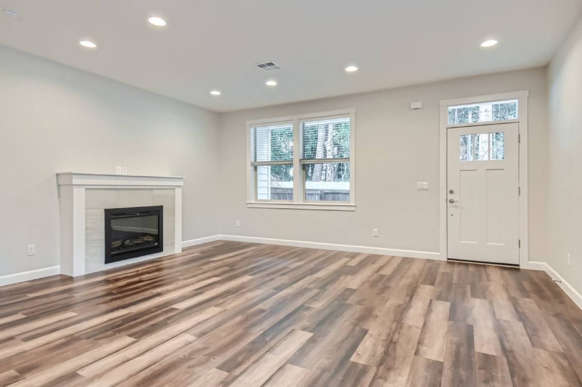House for rent at 13702 NW 7th Place, Vancouver, WA 98685