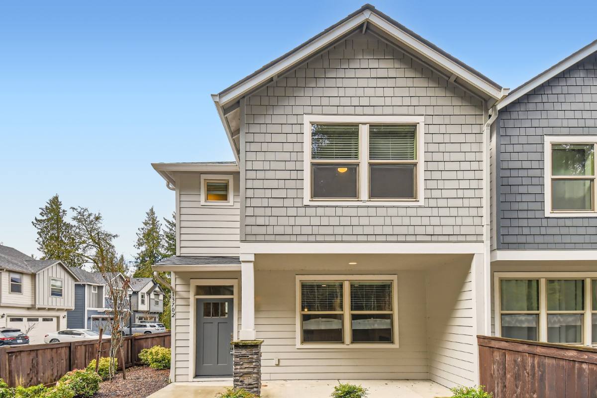 House for rent at 13702 NW 7th Place, Vancouver, WA 98685