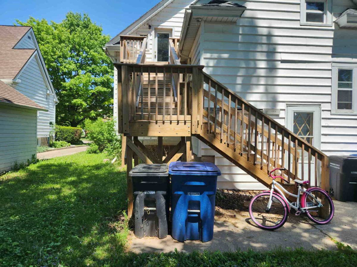 Townhouse for rent at 143 Brockway Ave, Oshkosh, WI 54902