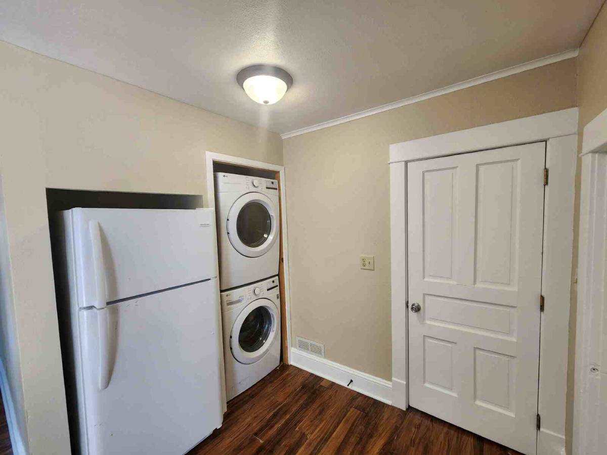 Townhouse for rent at 143 Brockway Ave, Oshkosh, WI 54902