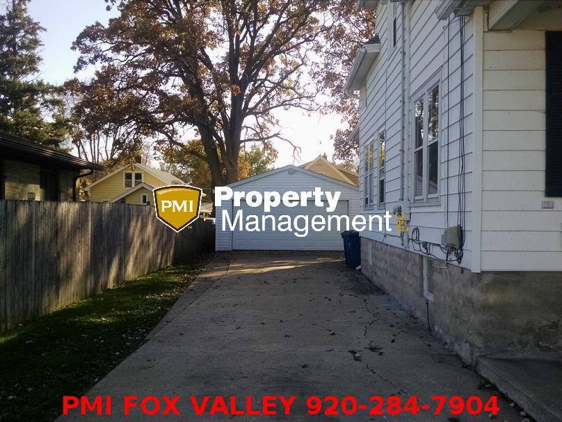 Townhouse for rent at 143 Brockway Ave, Oshkosh, WI 54902