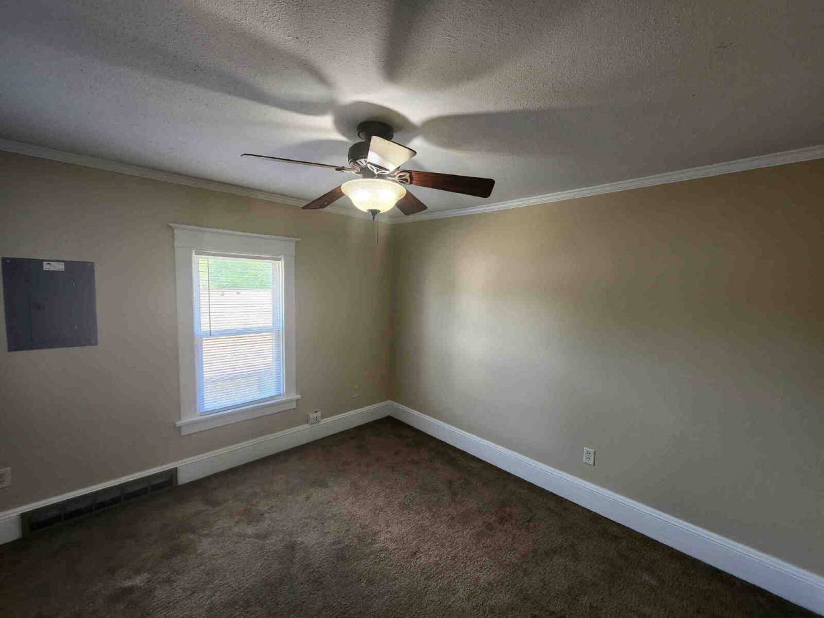 Townhouse for rent at 143 Brockway Ave, Oshkosh, WI 54902