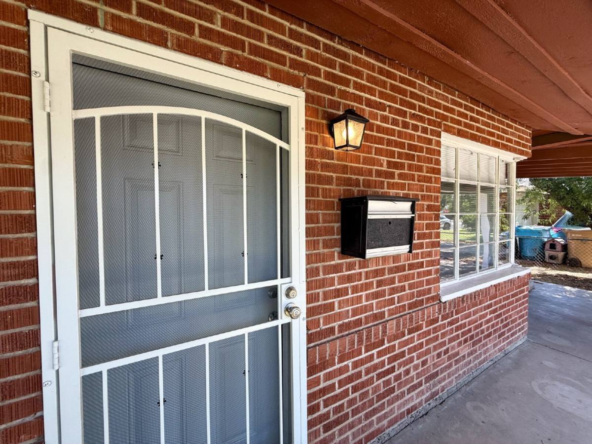 House for rent at 1514 W Rovey Ave, Phoenix, AZ 85015
