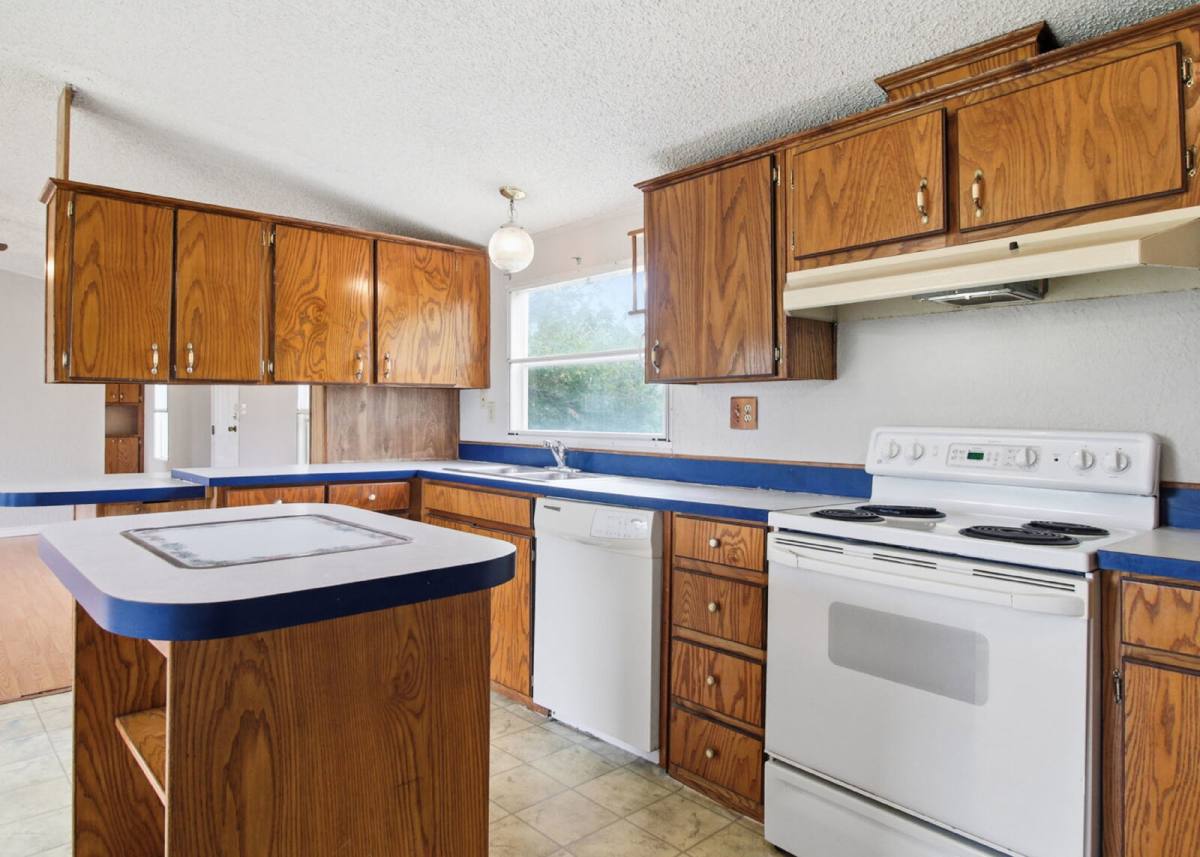 House for rent at 318 Dewey Lane, Seguin, TX 78155