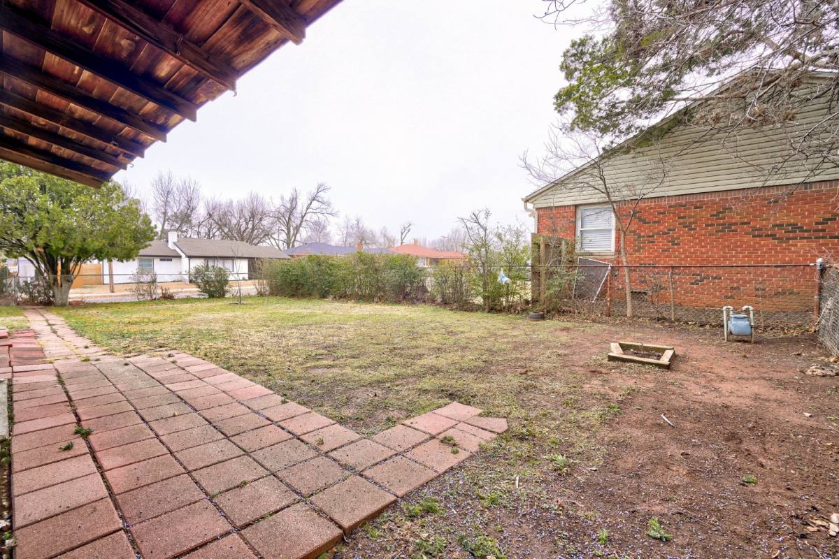 House for rent at 2701 NW 48th St, Oklahoma City, OK 73112