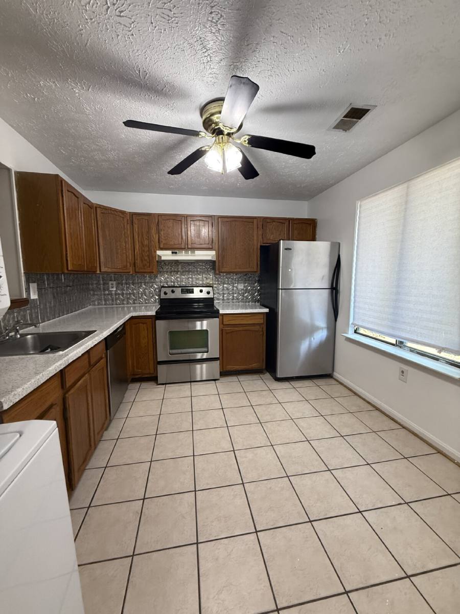 Townhouse for rent at 30 Keepsake Place, Waldorf, MD 20602