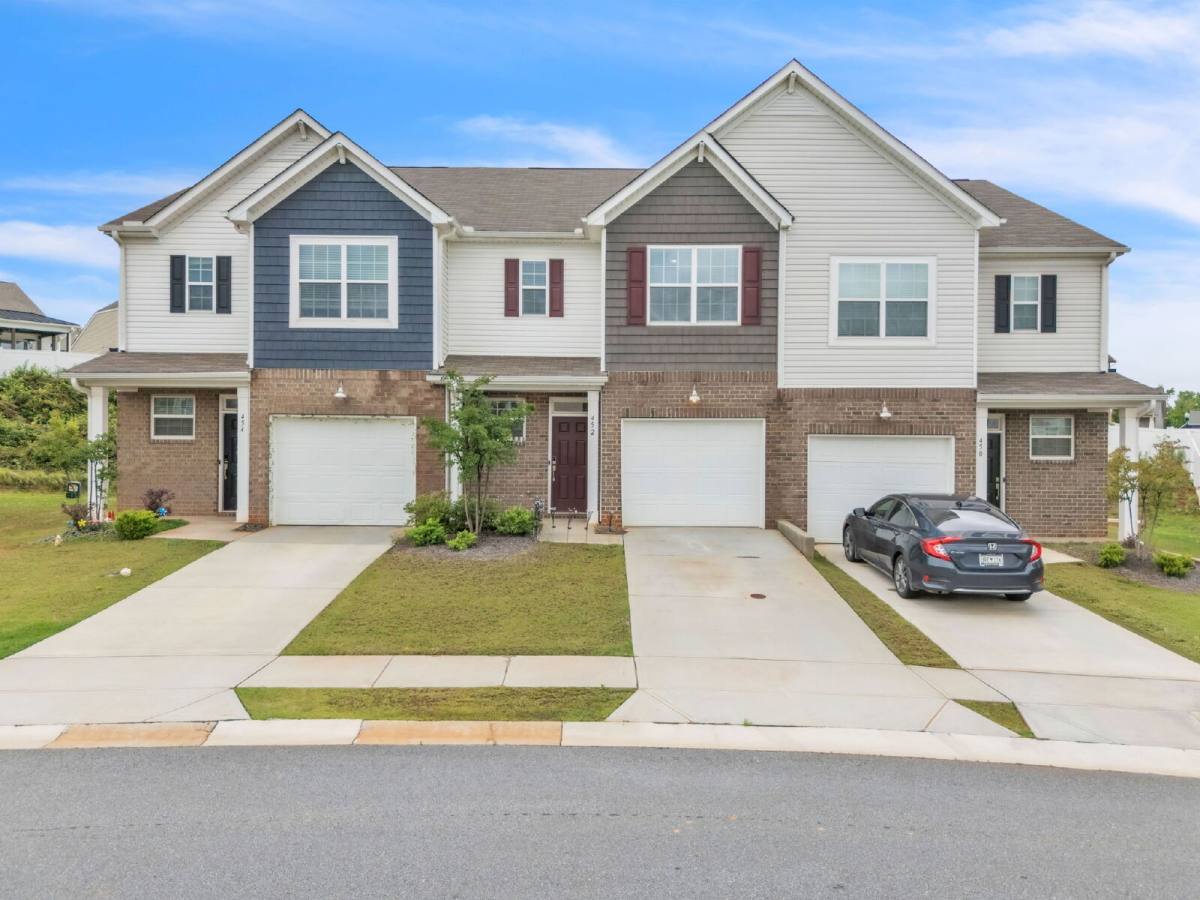 Townhouse for rent at 452 Bee Cove Way #A, Pendleton, SC 29670