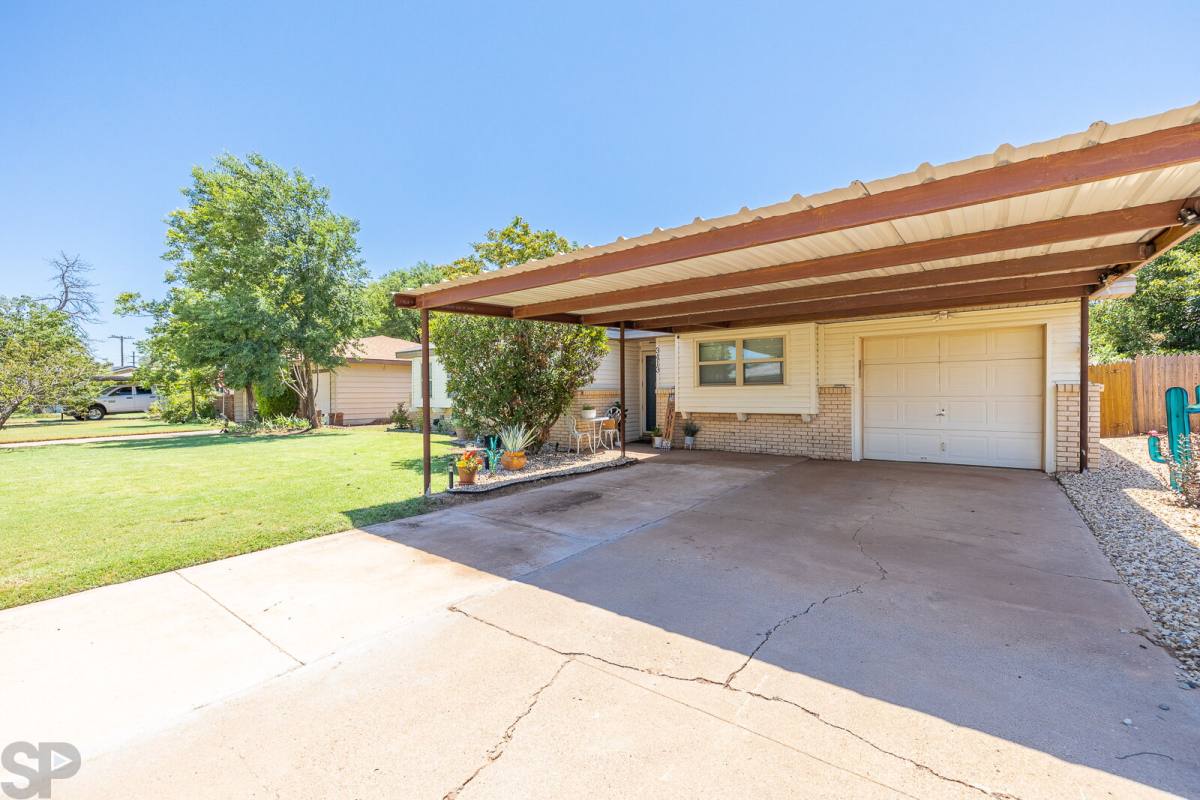 House for rent at 3413 Belmont Ave, Lubbock, TX 79407