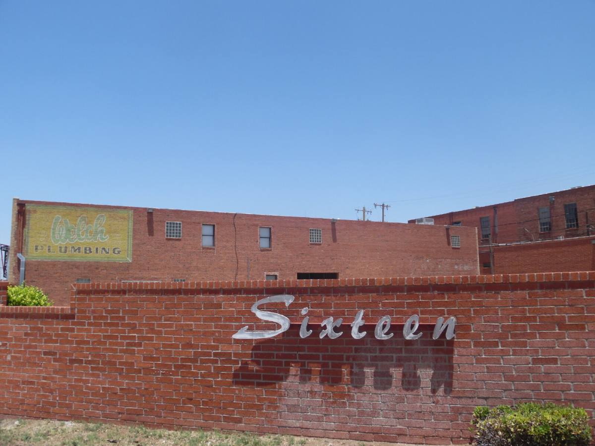 Apartment for rent at 1401 Ave J #1606, Lubbock, TX 79401