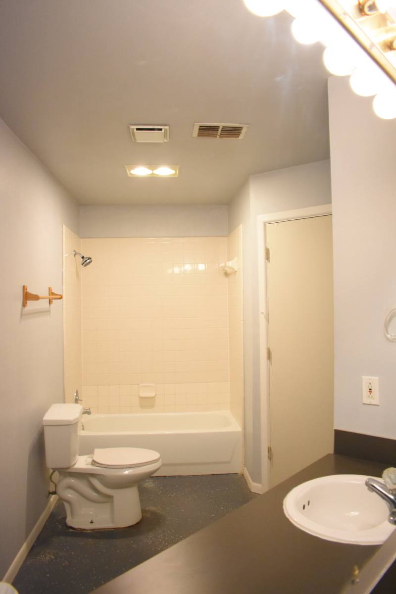 Apartment for rent at 1401 Ave J #1606, Lubbock, TX 79401
